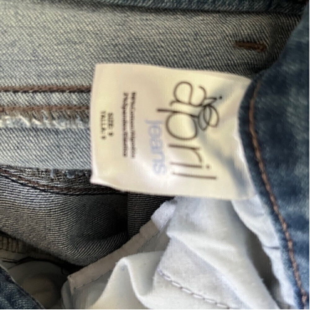 April Jeans Midrise Patchwork Cuffed Boyfriend Je… - image 5